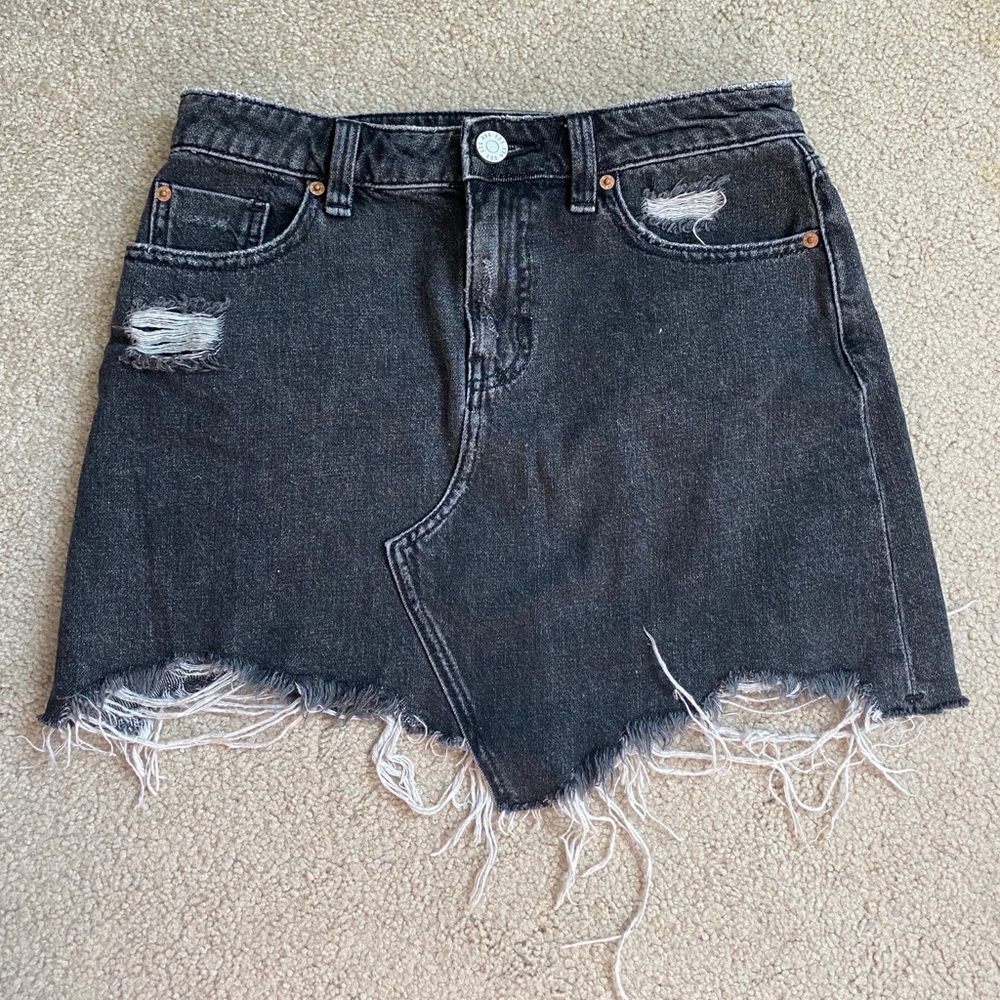 URBAN OUTFITTERS GREY DENIM SKIRT